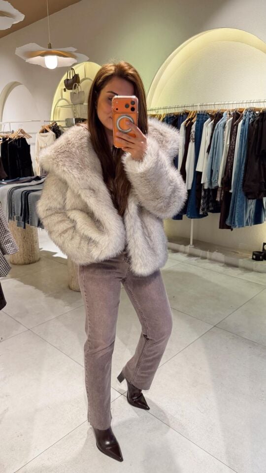 Şal Yaka Kırçıllı Ekru Kürk