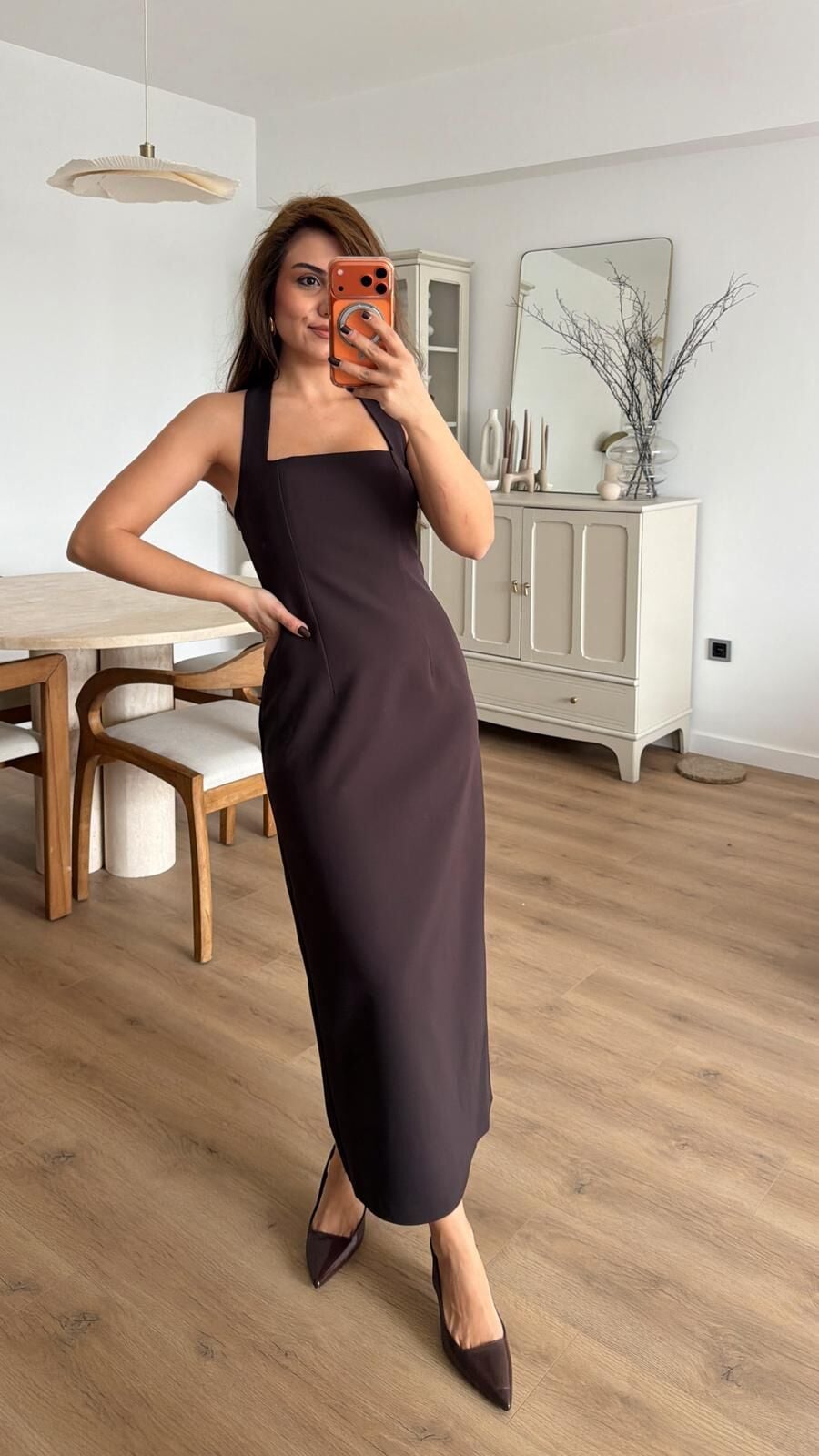 Kare Yaka Kahve Midi Elbise