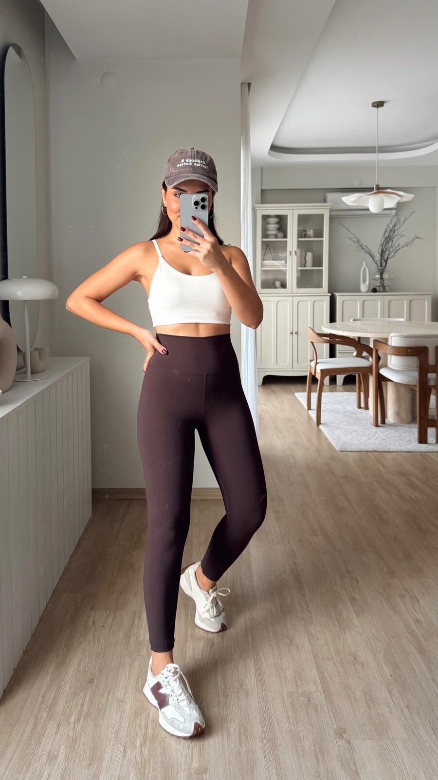 Sarah Tayt Koyu Kahve