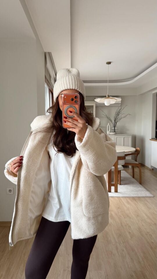 Deri Detaylı Peluş Ceket