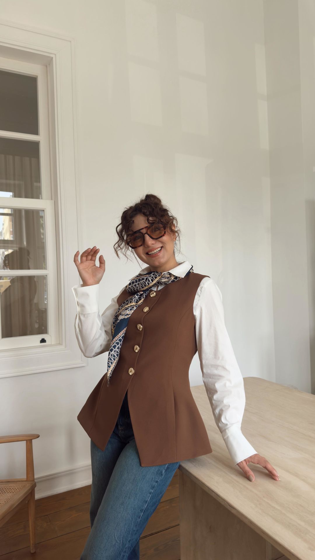 Gold Düğme Kahve Yelek